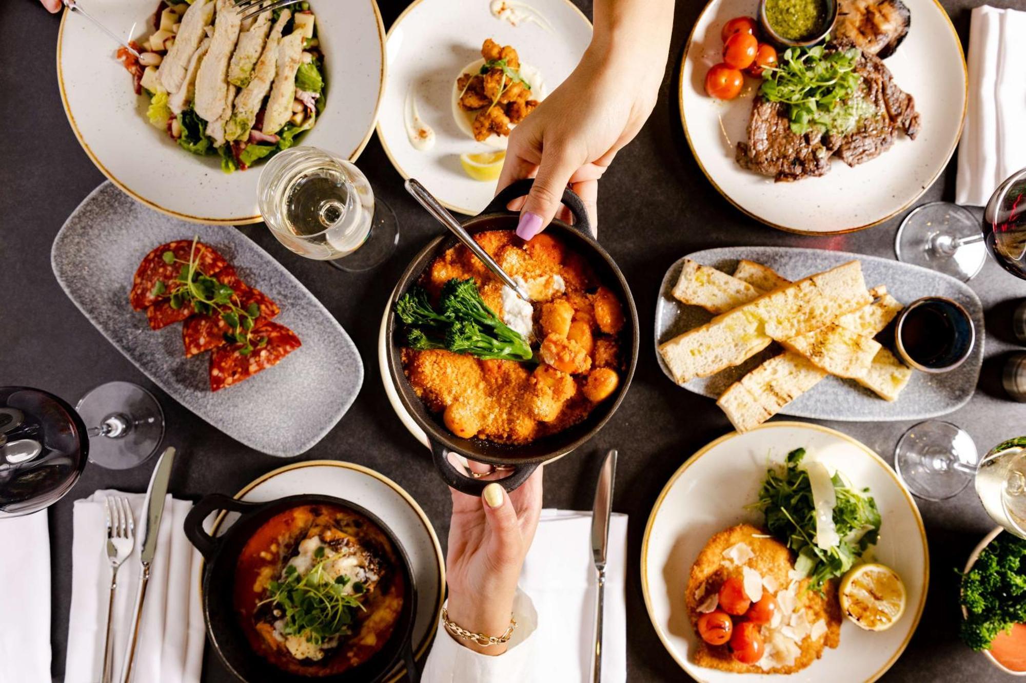 Hotel Park Plaza London Waterloo Esterno foto Italian cuisine