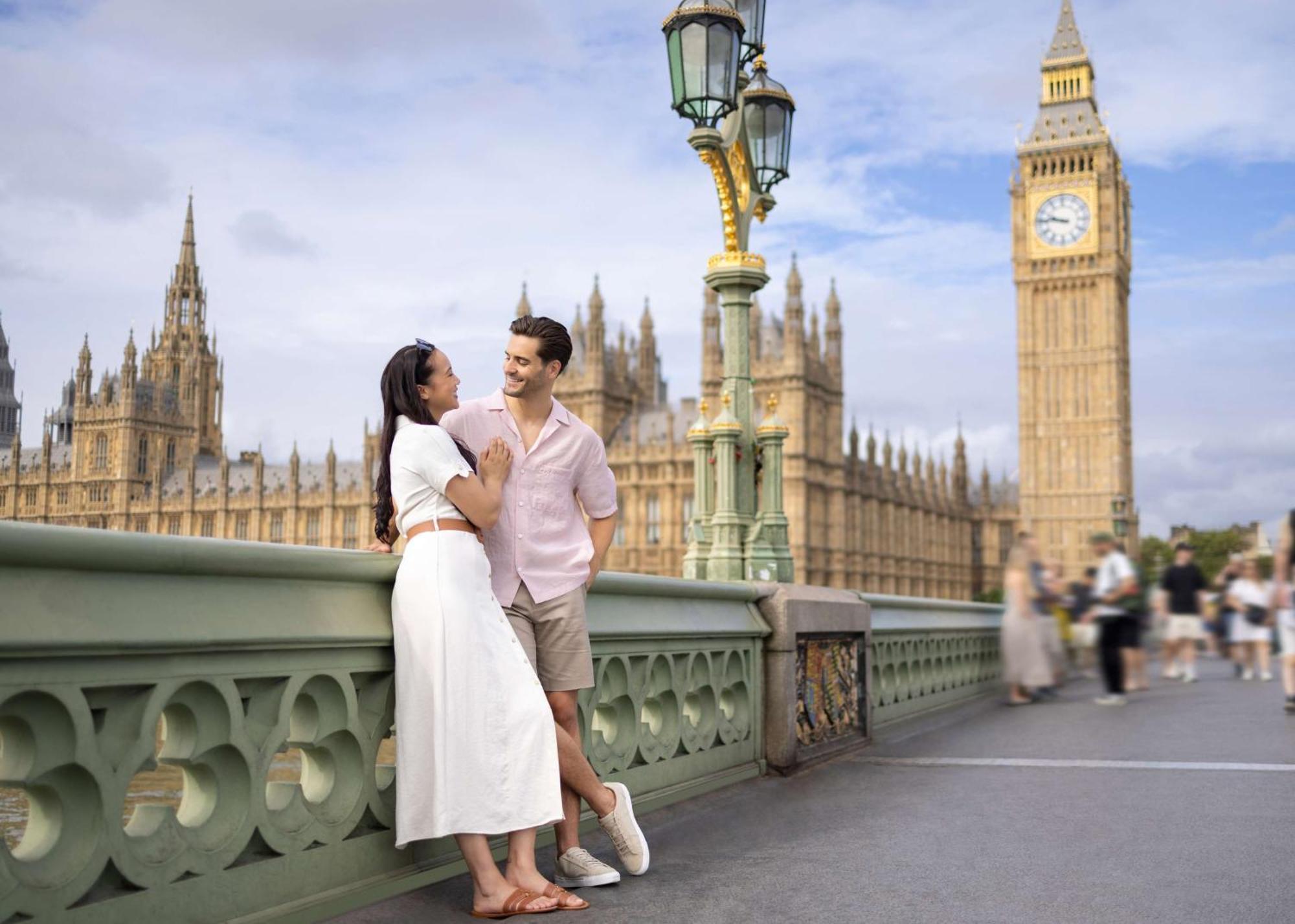 Hotel Park Plaza London Waterloo Esterno foto Big Ben