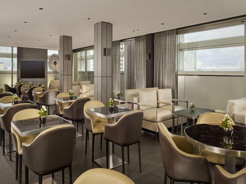 Hotel Park Plaza London Waterloo Esterno foto The Sky Bar