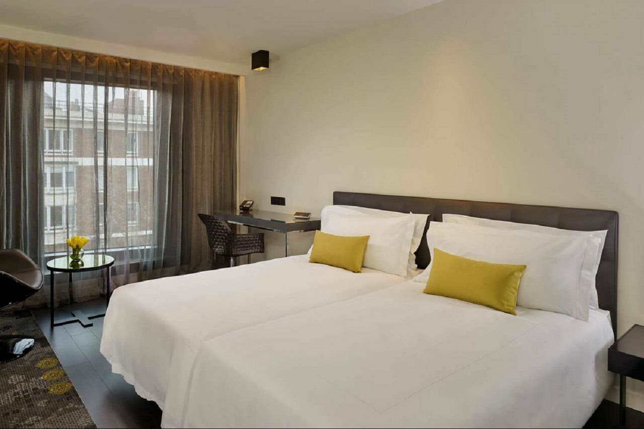 Hotel Park Plaza London Waterloo Esterno foto A room at the hotel
